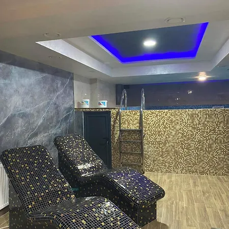 Little Lion Apartment *